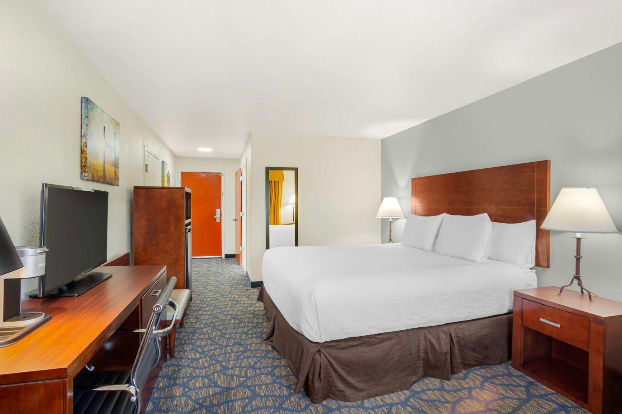 Best Western Plus Villa Del Lago Inn Patterson Extérieur photo