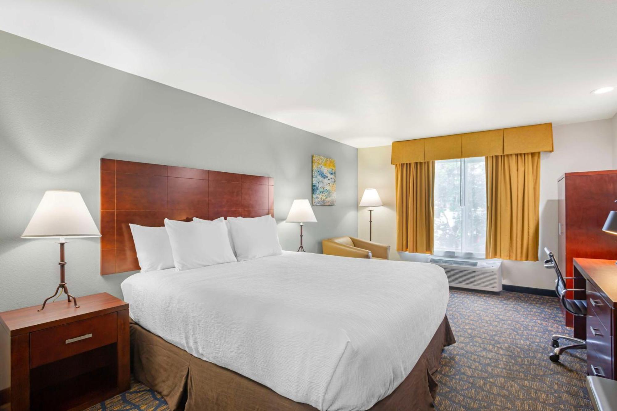 Best Western Plus Villa Del Lago Inn Patterson Extérieur photo