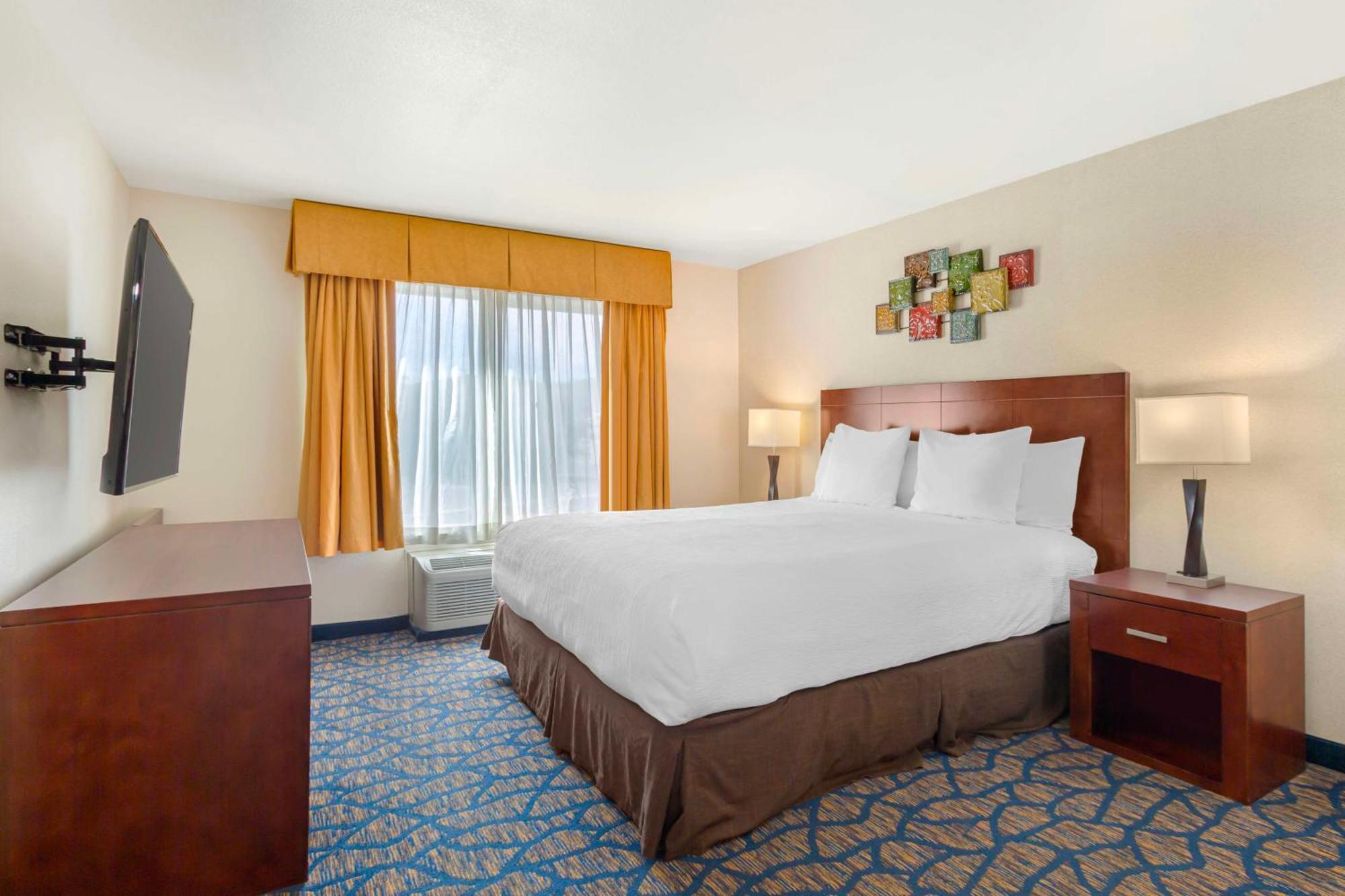 Best Western Plus Villa Del Lago Inn Patterson Extérieur photo